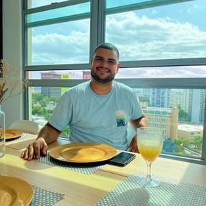 Meet your Posher, Bryan